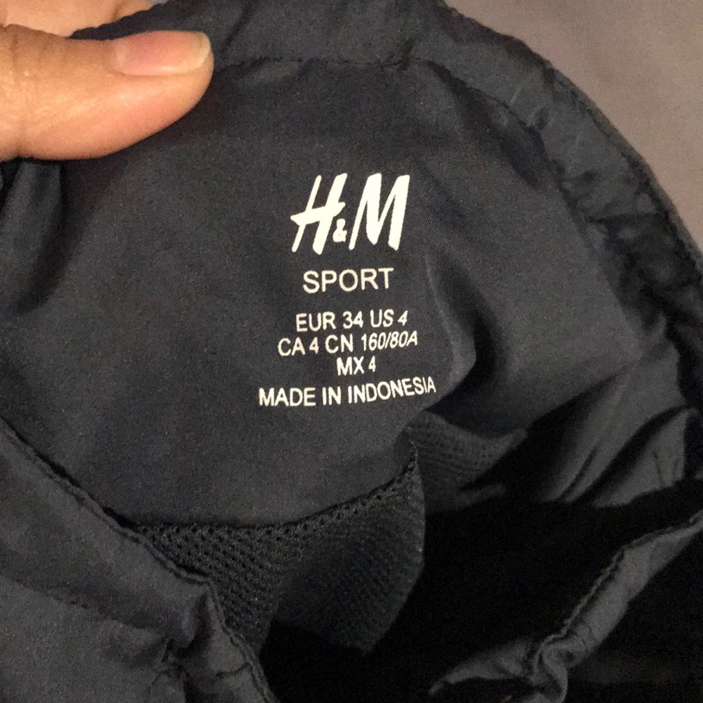H&M sport jacket - Picture 2 of 8